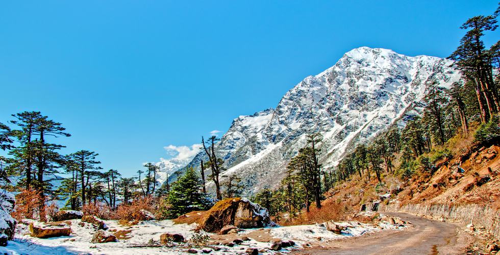 https://d3r8gwkgo0io6y.cloudfront.net/upload/sikkim 88144987.jpg